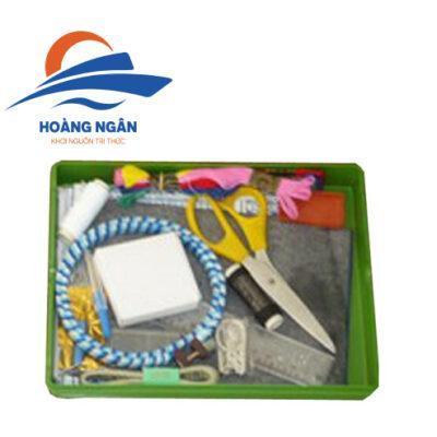 Bộ dụng cụ vật liệu cắt thêu lớp 4 (HS)